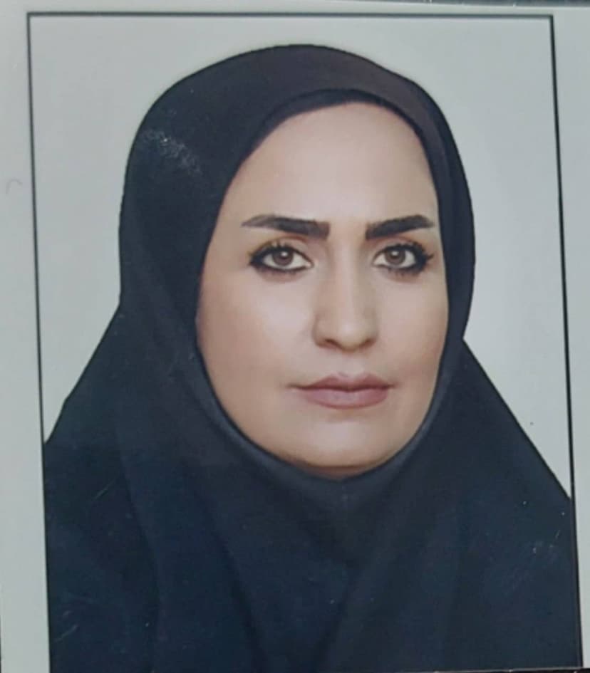 خانم پریسا مرادی 